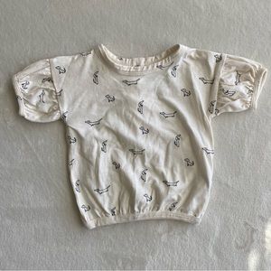 Kate Quinn puff sleeve shirt